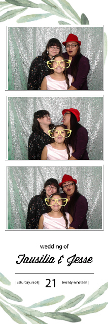 Tausila and Jesse's Wedding | View more photos from the event at gallery.photoboothbillings.com/u/PhotoBoothBillings/Tausila-and-Jesses-Wedding